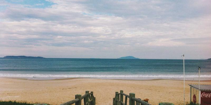 燕郊生活新机遇：深度探访高新技术产业园区，揭秘企业入驻、扶持政策与本地就业机会